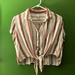 Cropped short sleeve tie tee